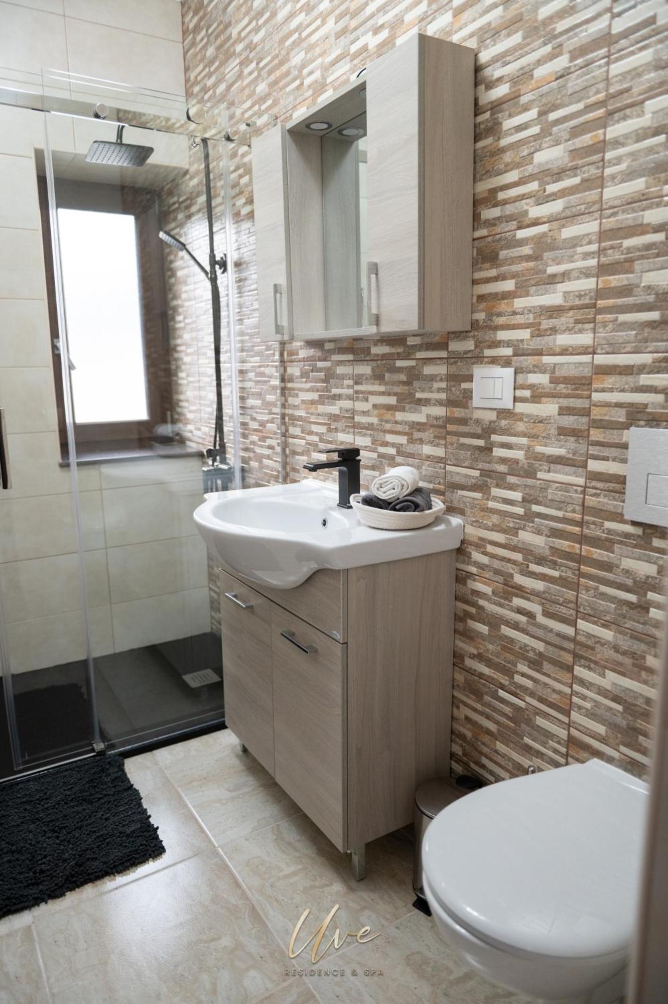 Uve Residence & Spa Piatra Neamţ Eksteriør bilde