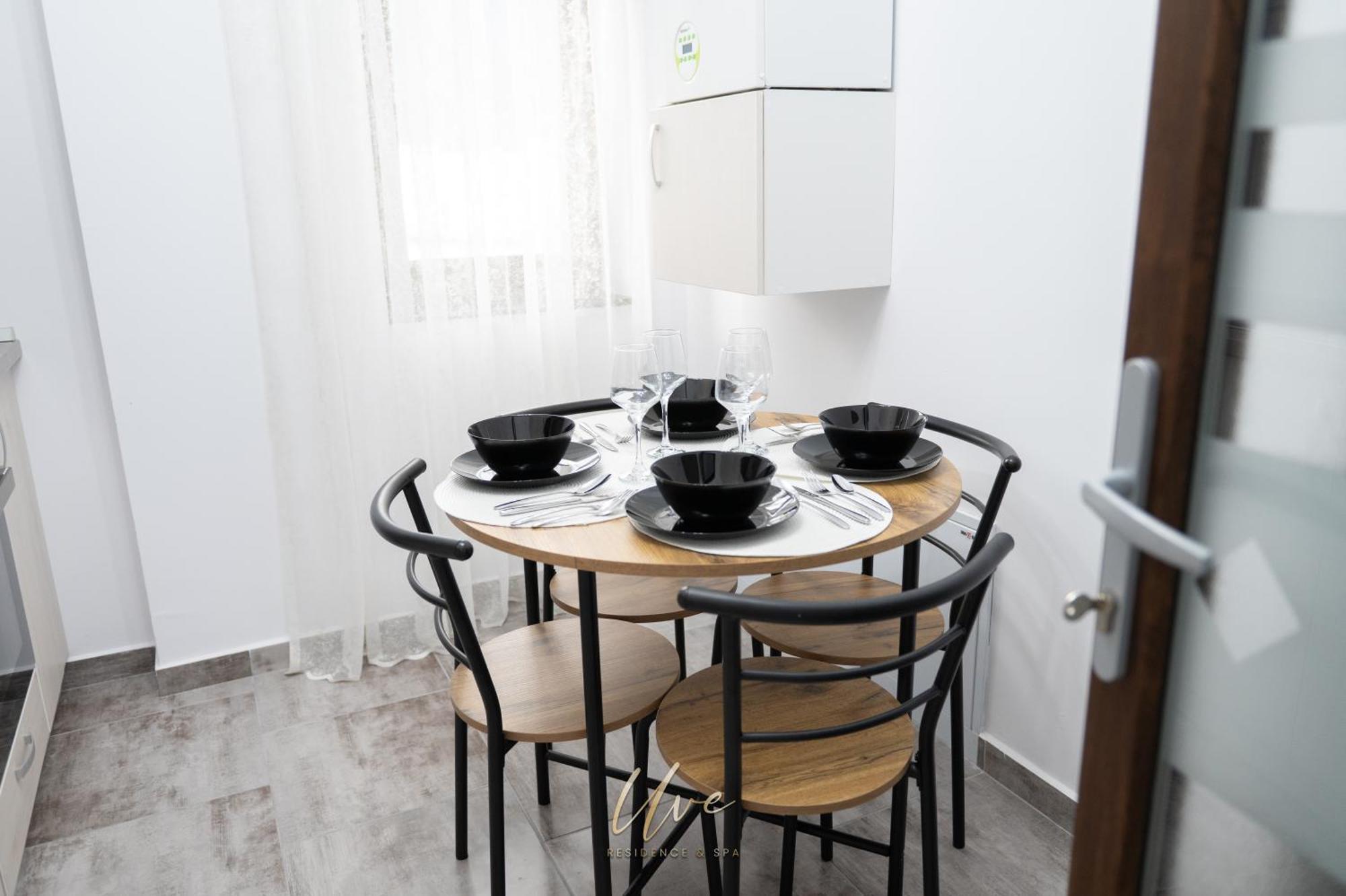 Uve Residence & Spa Piatra Neamţ Eksteriør bilde