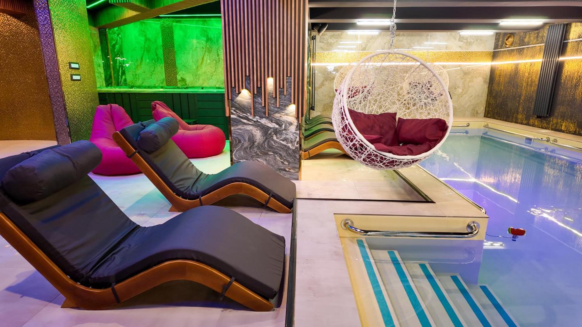 Uve Residence & Spa Piatra Neamţ Eksteriør bilde